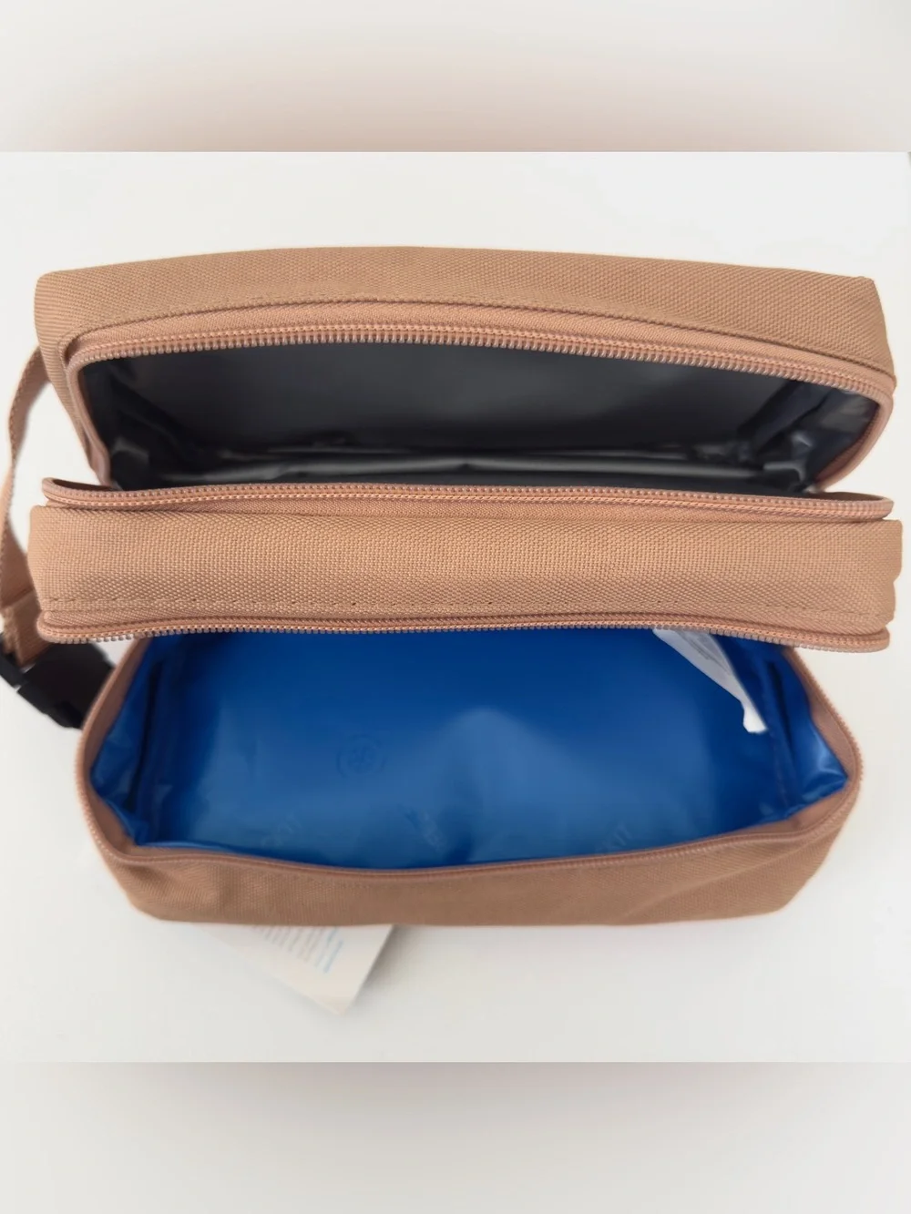 PACKIT Freezable Dual Compartment Snack Box. New, never was used.